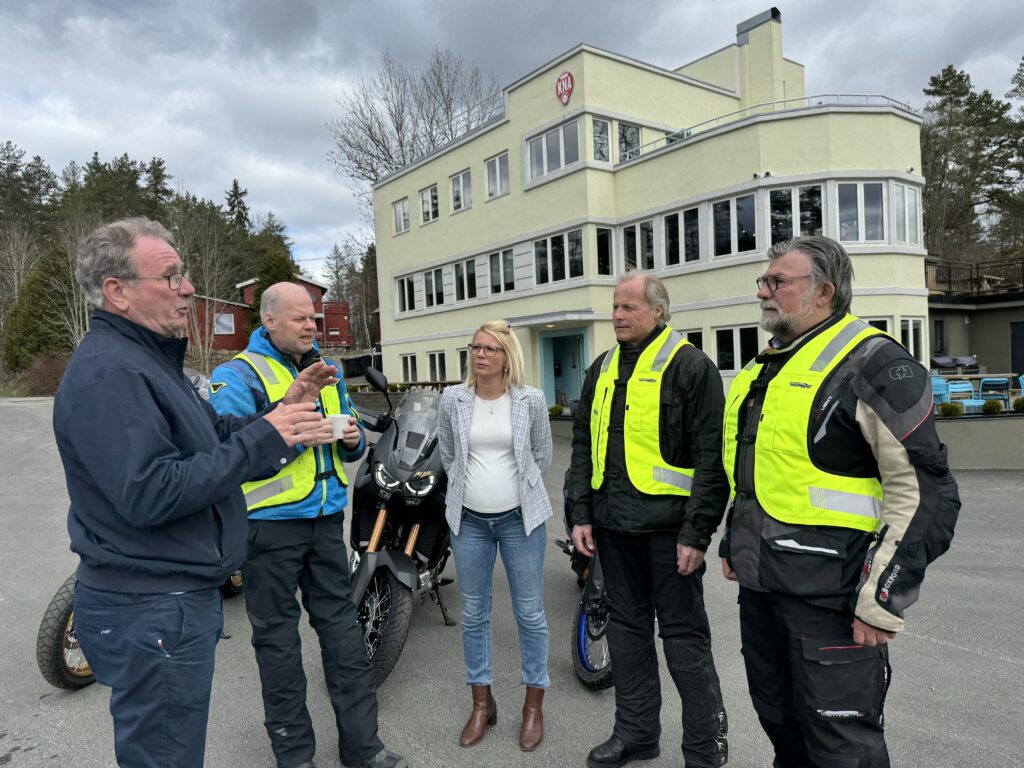Motorsykkelimportørenes Forening, MCF: Anbefaler airbag for alle motorsyklister i Norge.