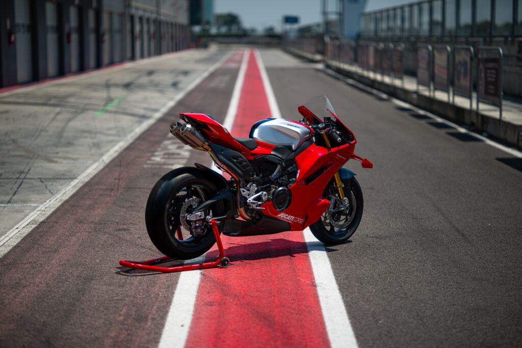 2026 Ducati Panigale V4 R