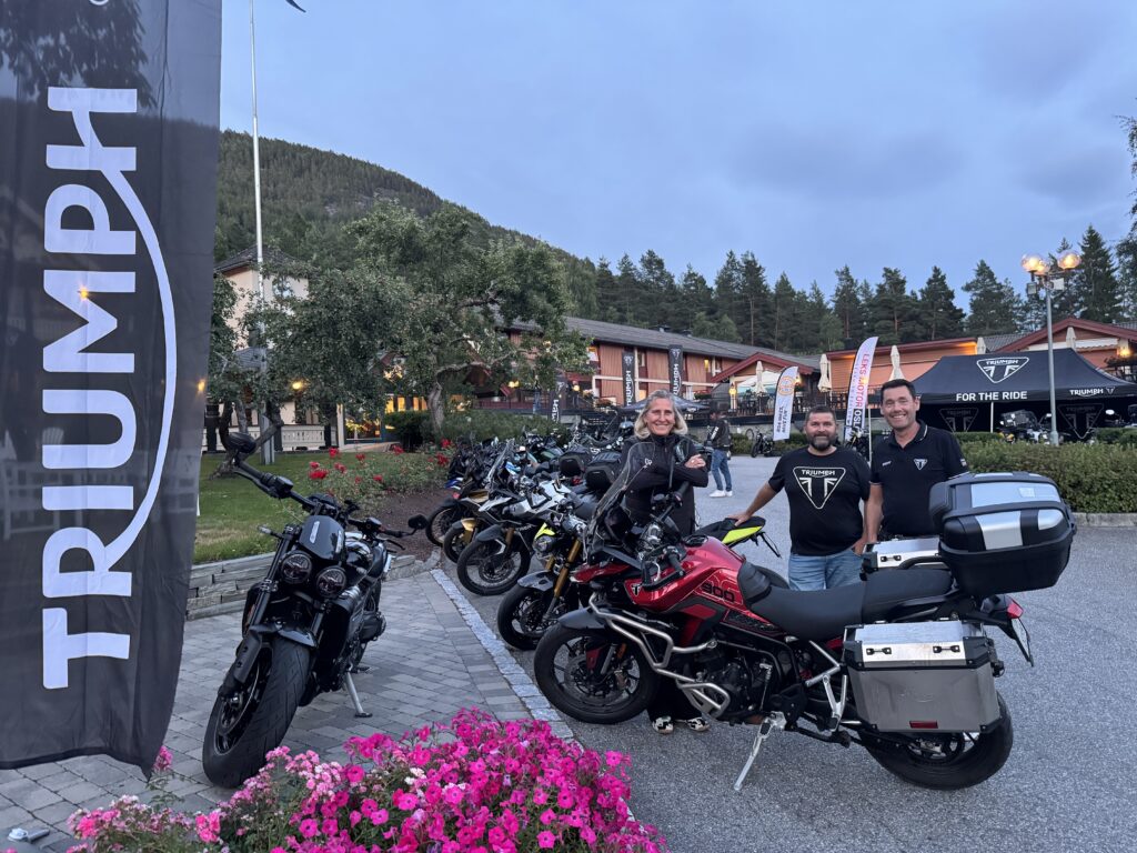 Stor suksess for første Triumph Nordic Meet på Straand Hotel