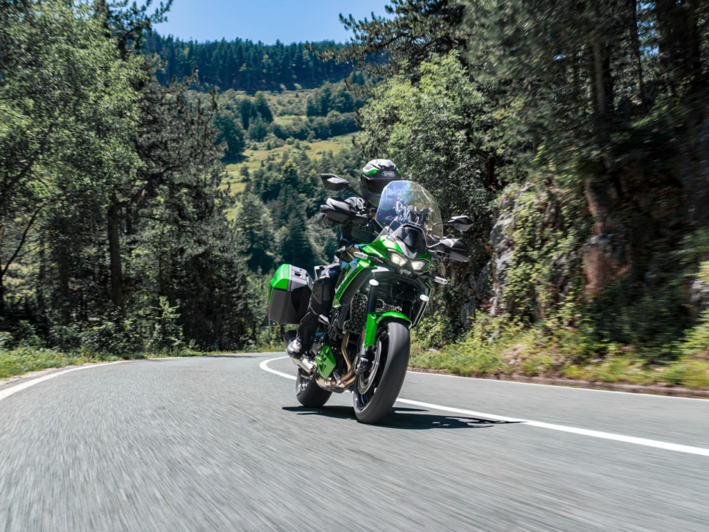 Kawasaki lanserer Versys 900 i 2027:  Allsidighet møter adrenalinkick